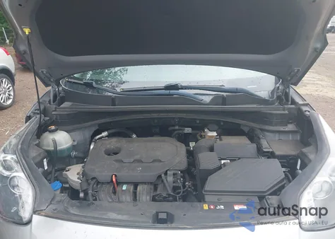 2020 Kia Sportage Lx z USA, uszkodzony, nr VIN KNDPM3AC0L7665473